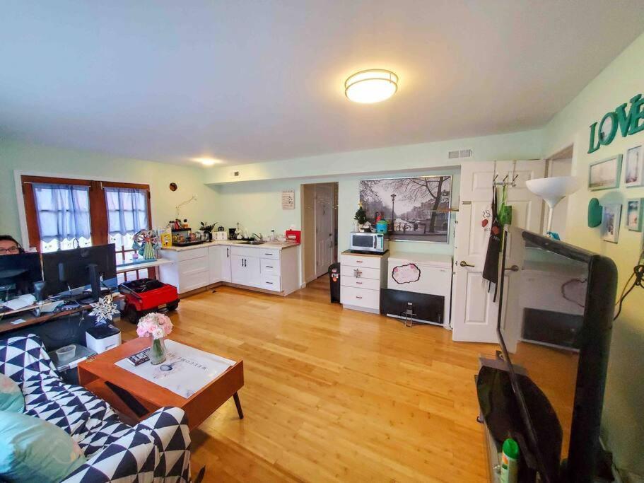 5 Star Room/Close To Town Center And Everything/5 Min Walk Metro Rockville Exterior foto